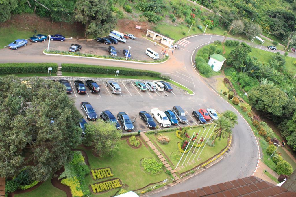 ホテル モント フィービー Yaoundé エクステリア 写真