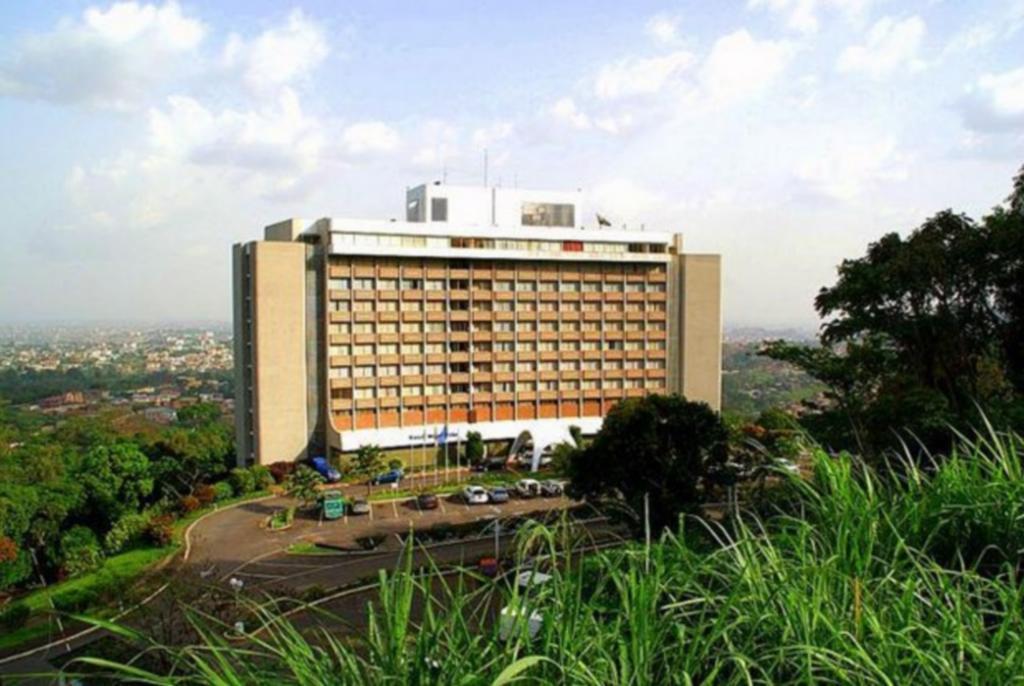 ホテル モント フィービー Yaoundé エクステリア 写真