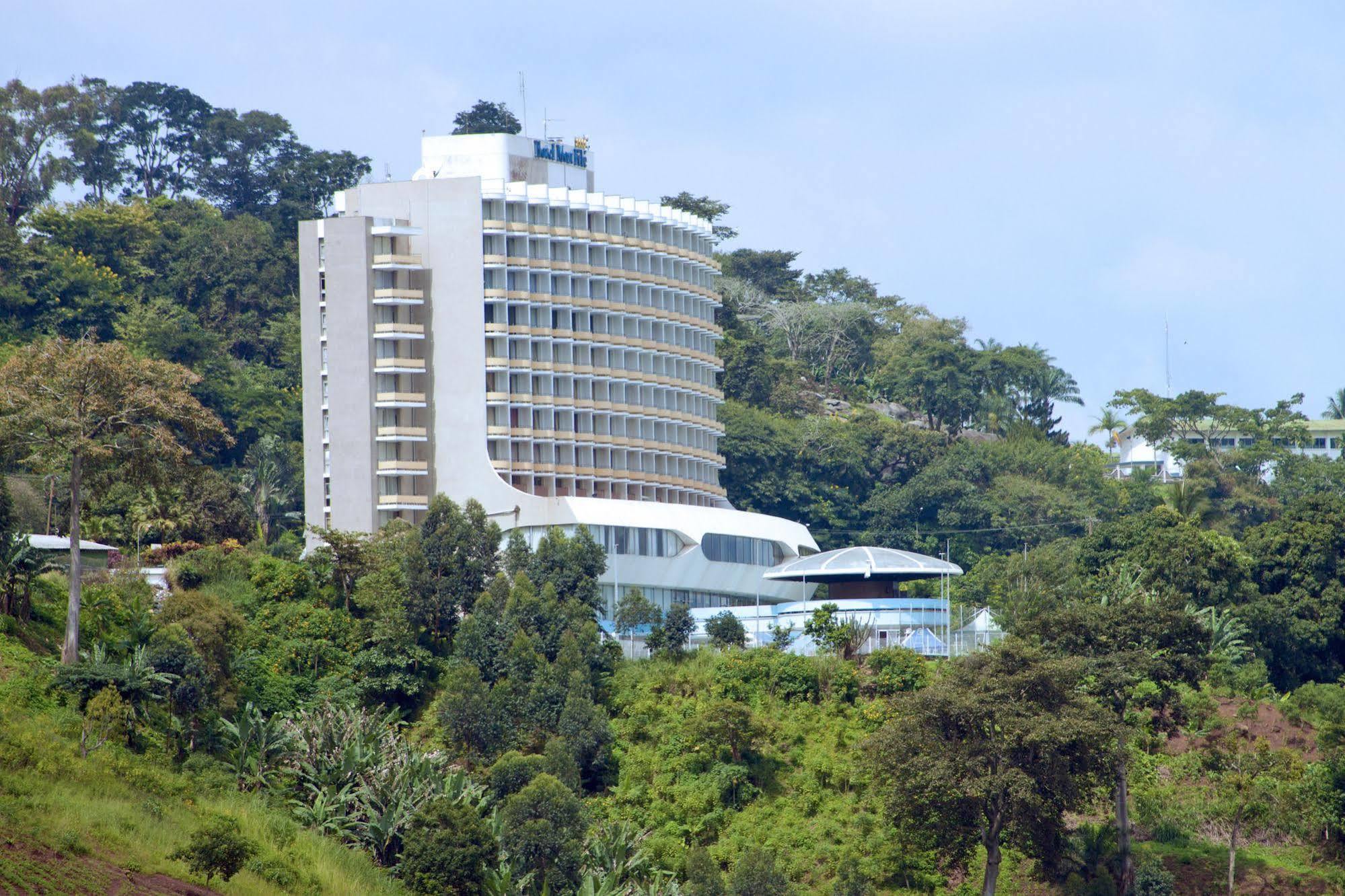 ホテル モント フィービー Yaoundé エクステリア 写真