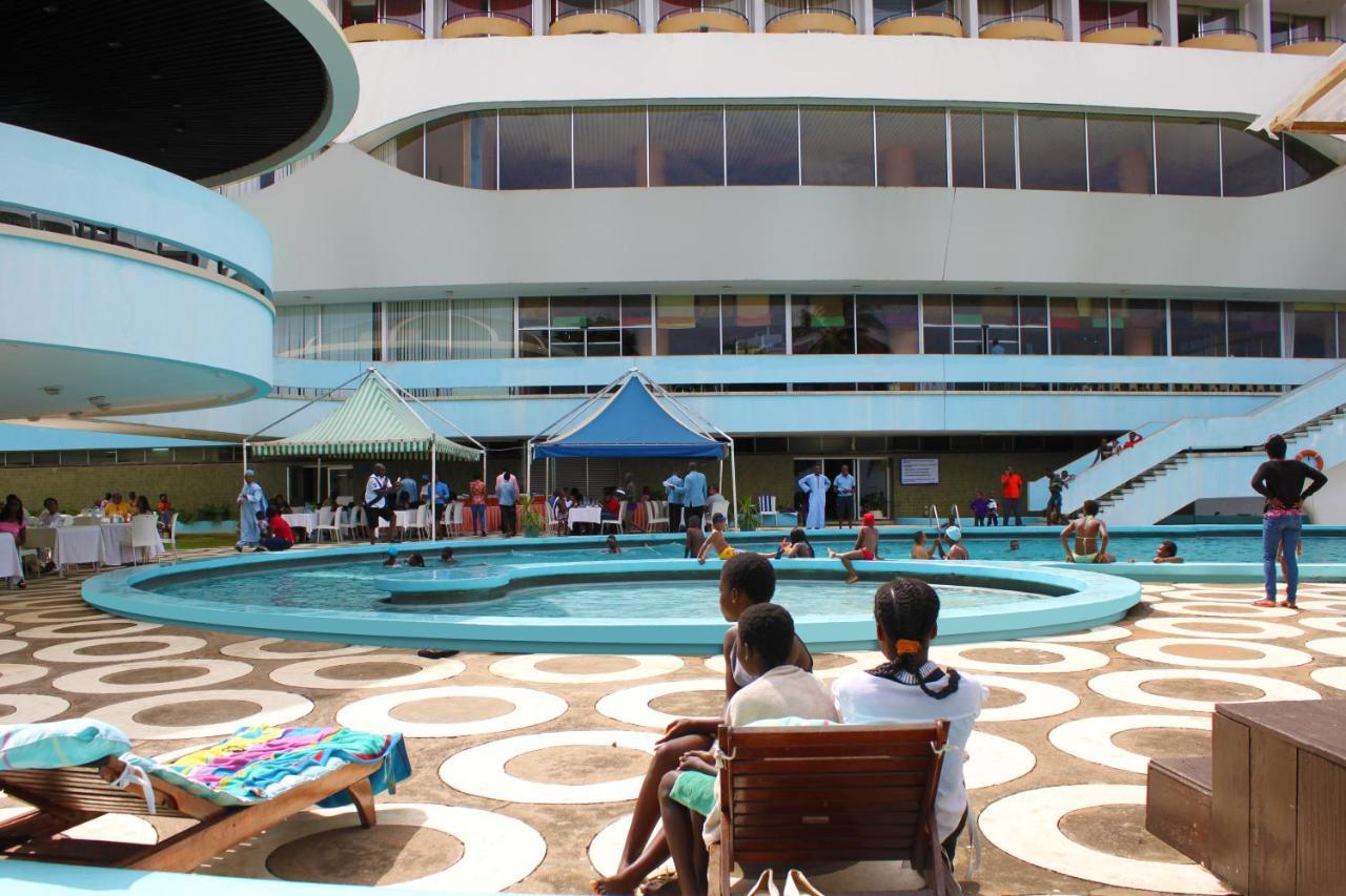 ホテル モント フィービー Yaoundé エクステリア 写真